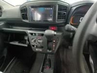 Цена авто Daihatsu  с аукционов Японии, номер кузова LA350S, пробег 17 000, оценка 2