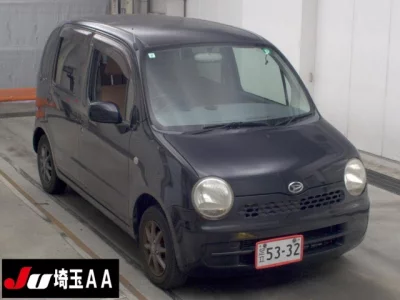 DAIHATSU MOVE LATTE
