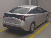 Цена авто Toyota Prius с аукционов Японии, номер кузова ZVW51, пробег 50 000, оценка 6