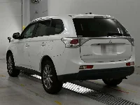 Цена авто Mitsubishi Outlander с аукционов Японии, номер кузова GF7W, пробег 199 000, оценка 2