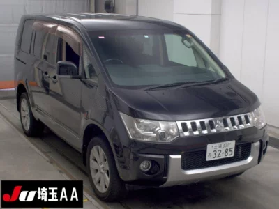 MITSUBISHI DELICA D5