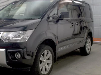 MITSUBISHI DELICA D5