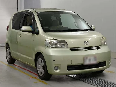 TOYOTA PORTE