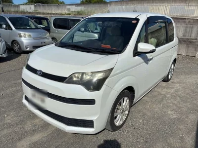 TOYOTA SPADE