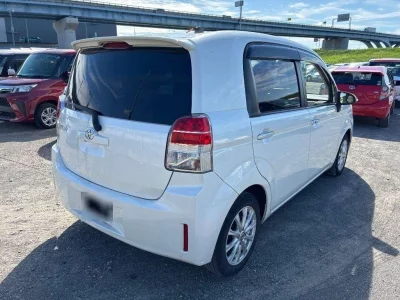 TOYOTA SPADE