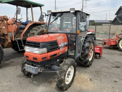 KUBOTA KUBOTA