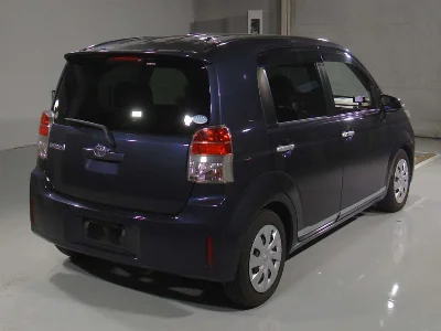 TOYOTA SPADE
