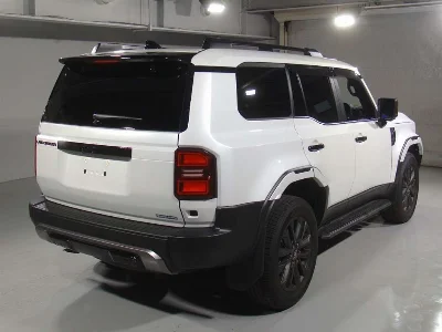 TOYOTA LAND CRUISER 250