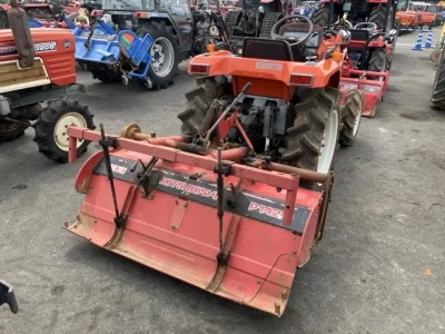 KUBOTA KUBOTA