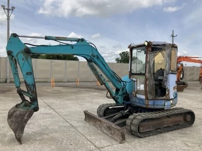 KUBOTA KUBOTA