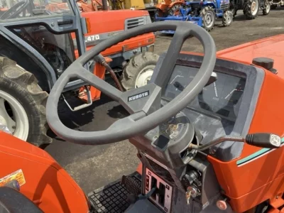 KUBOTA KUBOTA