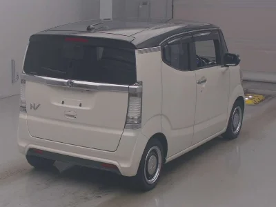 HONDA N BOX SLASH