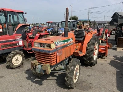 KUBOTA KUBOTA