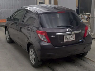 TOYOTA VITZ