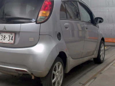MITSUBISHI I