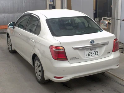 TOYOTA COROLLA AXIO