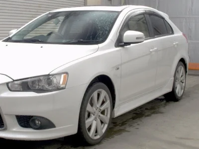 MITSUBISHI GALANT FORTIS SPORTBACK