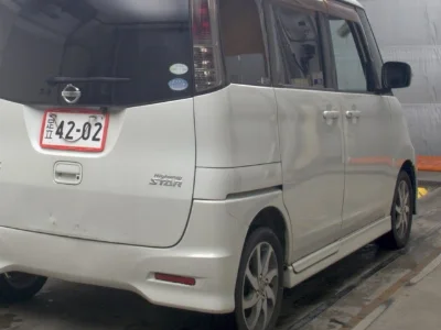 NISSAN ROOX