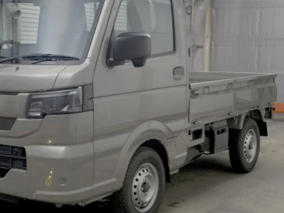 NISSAN CLIPPER TRUCK