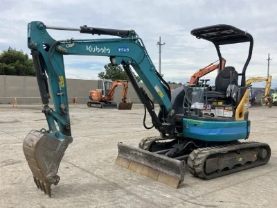 KUBOTA KUBOTA