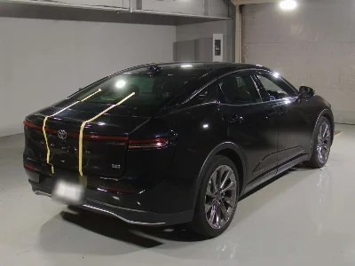 TOYOTA CROWN CROSSOVER