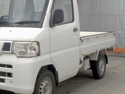 NISSAN CLIPPER TRUCK