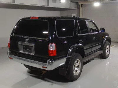 TOYOTA HILUX SURF