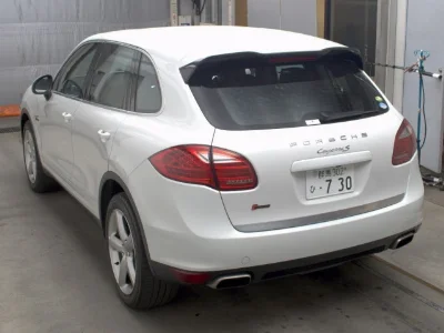 PORSCHE CAYENNE