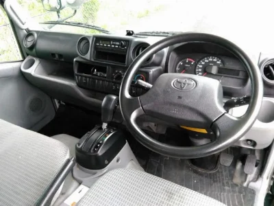 TOYOTA DYNA