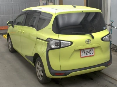 TOYOTA SIENTA