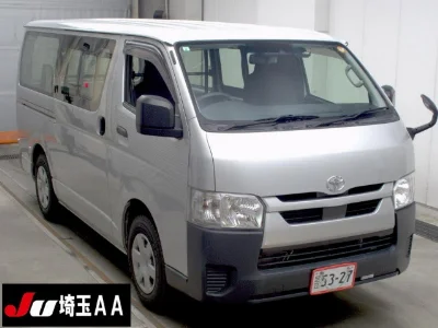 TOYOTA HIACE VAN