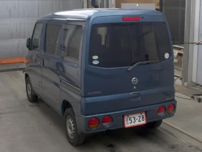 NISSAN CLIPPER VAN