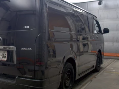 TOYOTA HIACE VAN