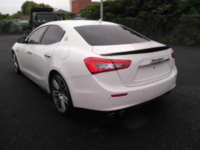 MASERATI GHIBLI