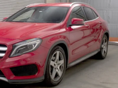 MERCEDES BENZ GLA