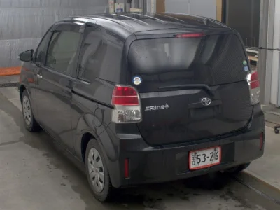 TOYOTA SPADE