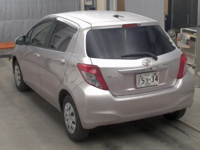 TOYOTA VITZ