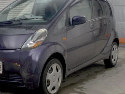 MITSUBISHI I