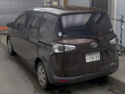 TOYOTA SIENTA