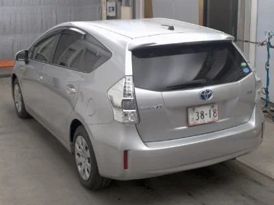 TOYOTA PRIUS ALPHA