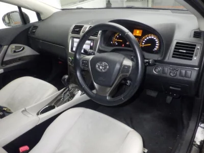 TOYOTA AVENSIS WAGON