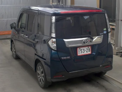 TOYOTA TANK