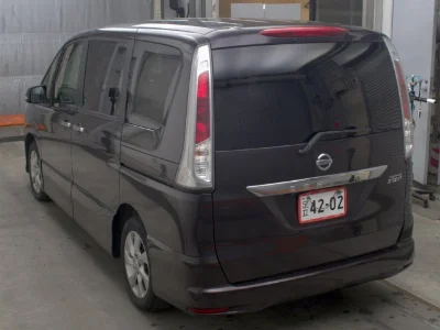 NISSAN SERENA