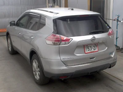 NISSAN X-TRAIL