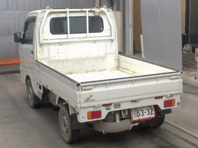 NISSAN CLIPPER TRUCK