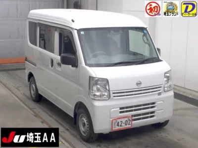 NISSAN CLIPPER VAN