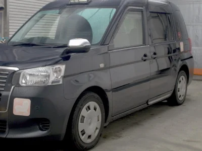 TOYOTA JPN TAXI