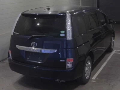 TOYOTA ISIS