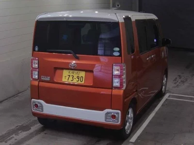 TOYOTA PIXIS MEGA