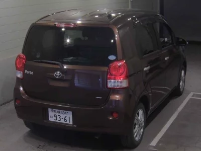 TOYOTA PORTE